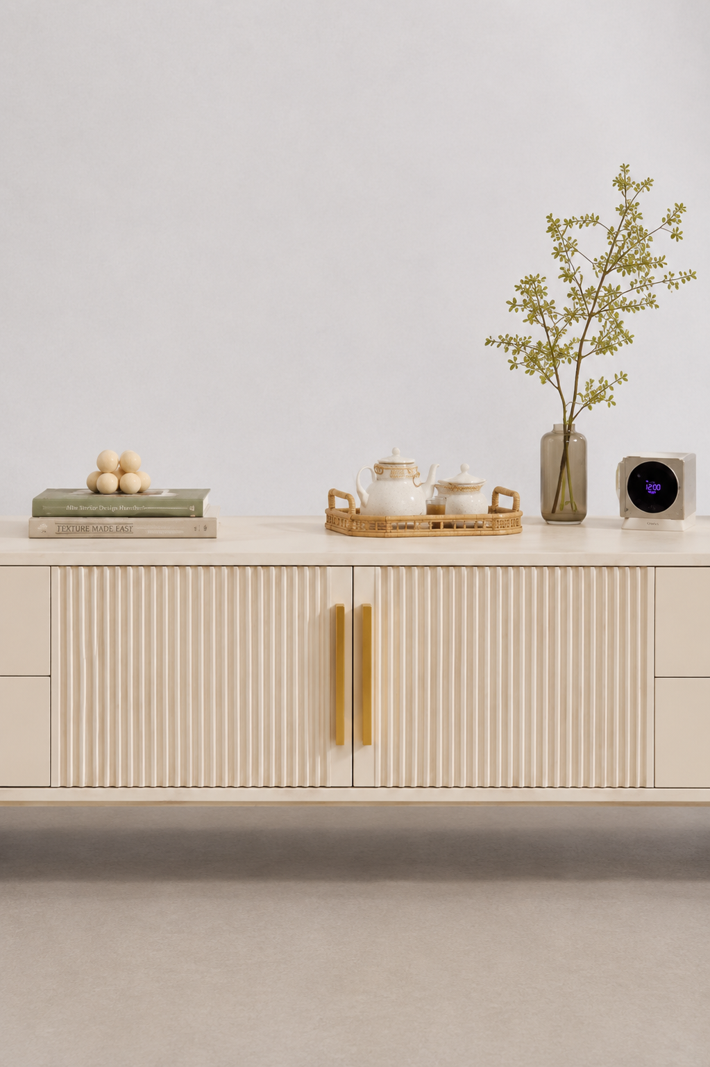Meuble TV Minimaliste en Bois Clair Style Moderne